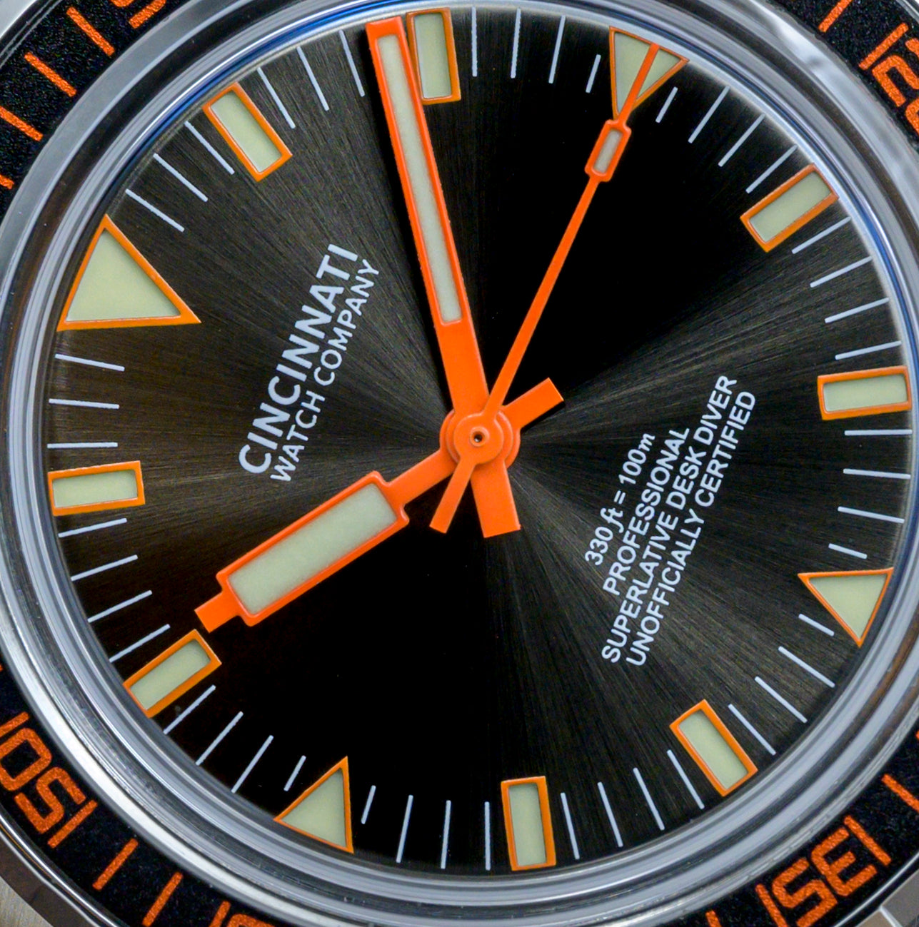 Desk Diver - Professional  Black & Orange