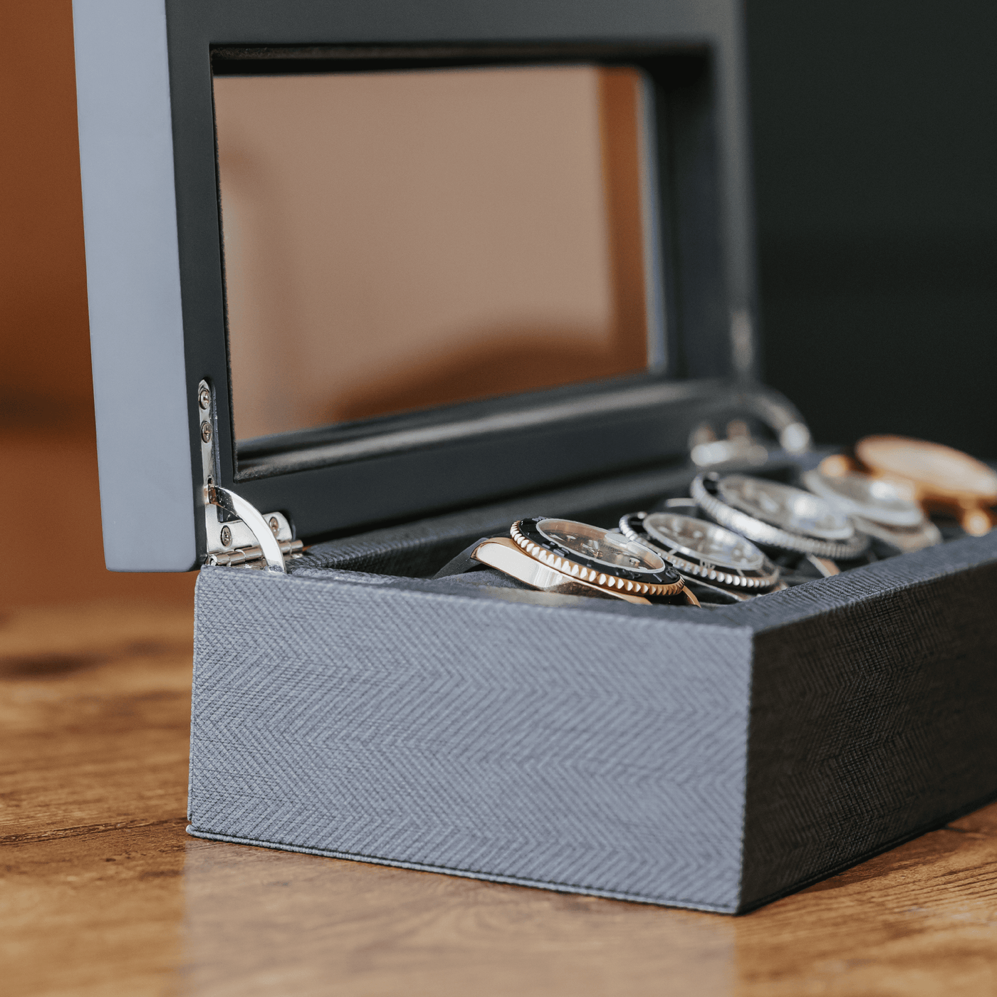 Herringbone Two-Toned Watch Box - 5 Slot