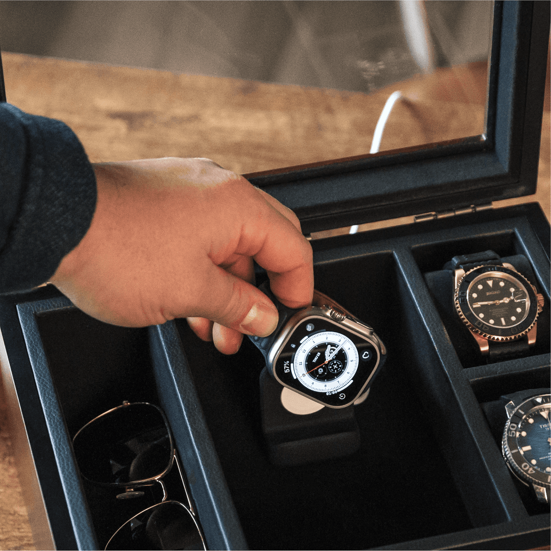 Eight Watch Case in High Lacquer Walnut