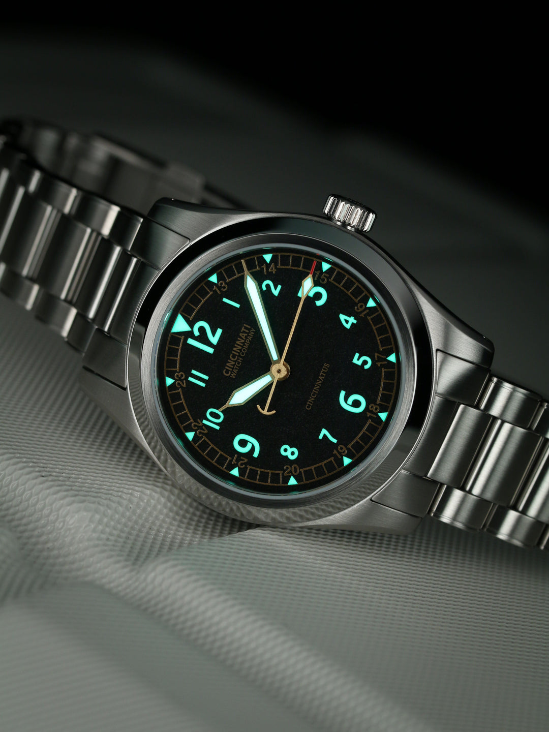 オリンパス【Centurion】 The Cincinnatus Field Black Manual Wind – Cincinnati Watch Company